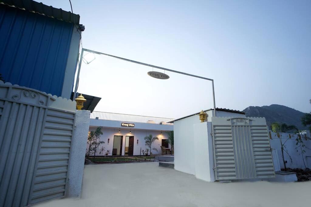 Viraaj Villa Udaipur Exterior foto